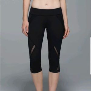 Lululemon Cool to street crop legging